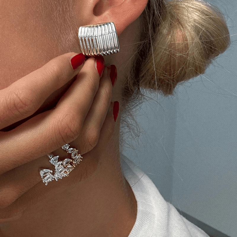 Ribbed Earrings Silver